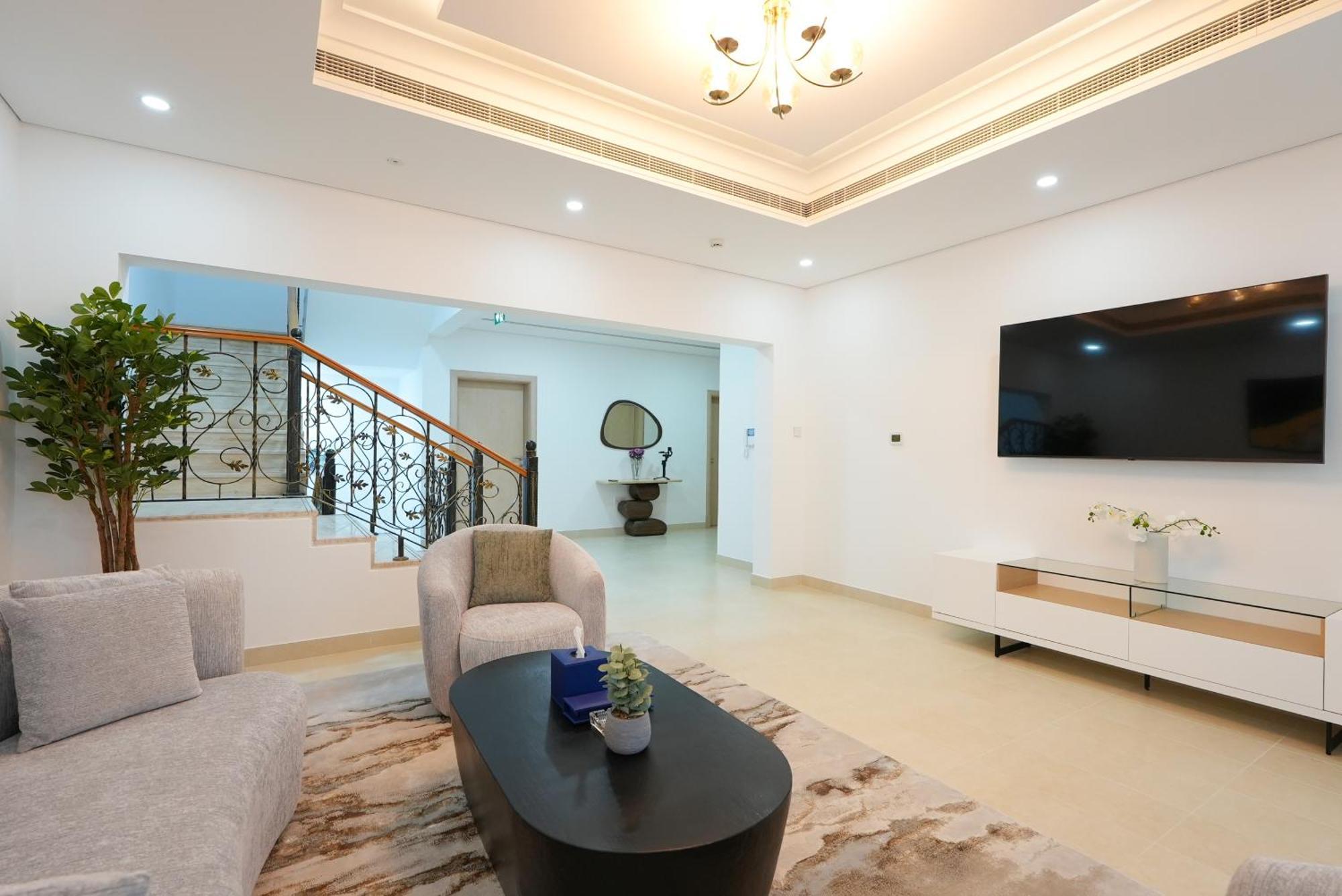 Roda Beach Resort Dubai Bagian luar foto
