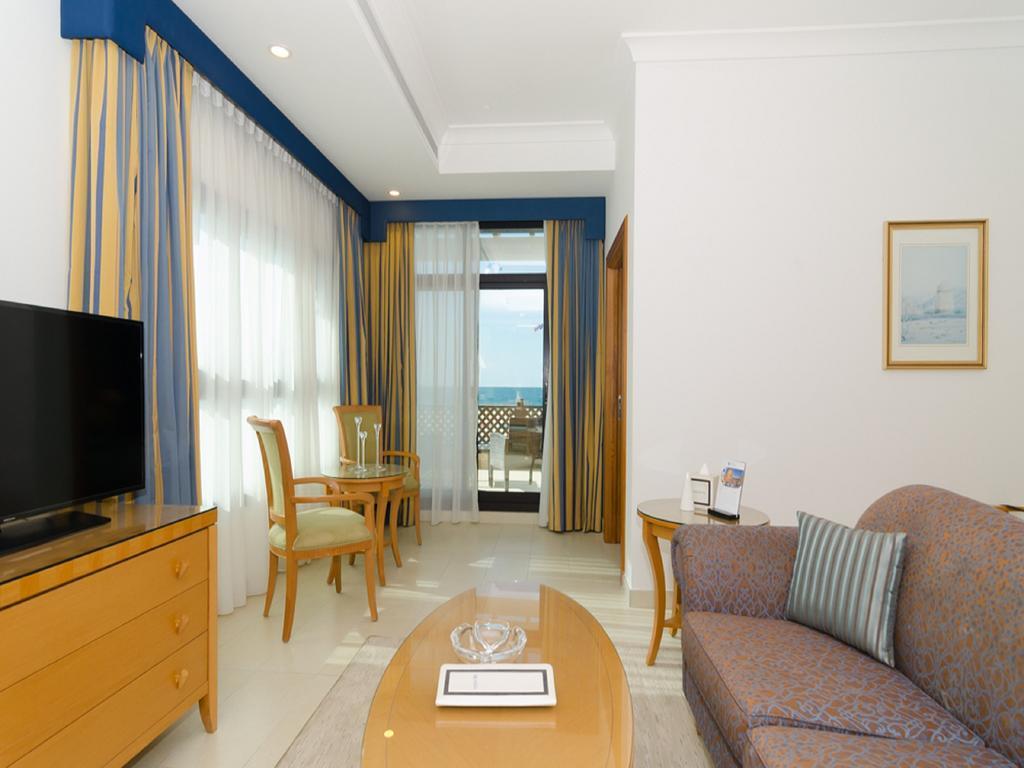 Roda Beach Resort Dubai Bagian luar foto